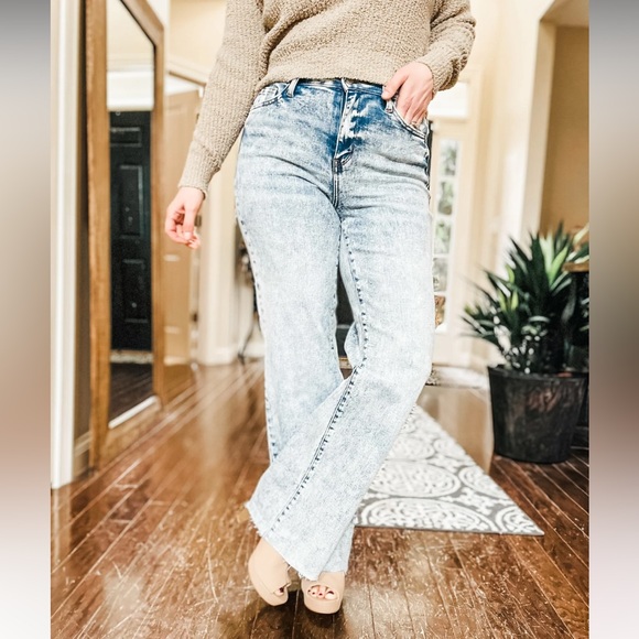 Judy Blue Denim - Judy Blue Watch Me Work Live Hem High Waisted Jeans